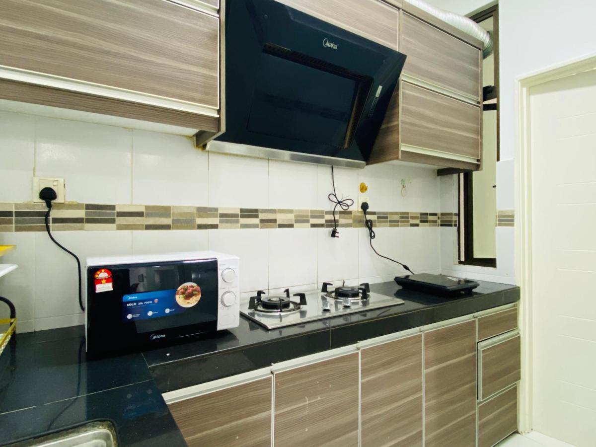 Cozy 1-10 Pax 4Qbeds 2Sbeds Shah Alam Sec7, I-City Exterior foto